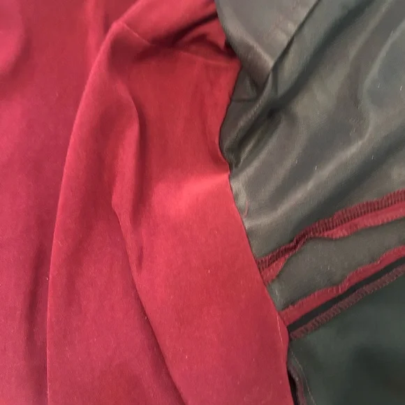 Vintage Leslie Belle Two-Tone Burgundy and Black Open Front Jacket - Picture 9 of 9